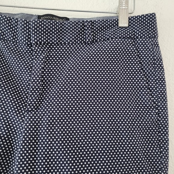 Banana Republic Petite Women's Navy and White Cropped Hampton Pants Size 4P - Picture 4 of 7